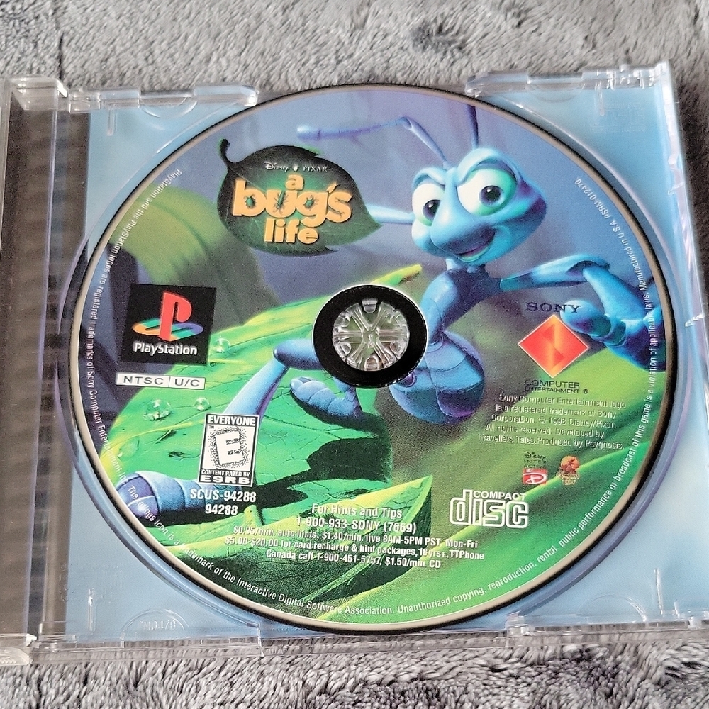 Sony PlayStation A Bug's Life Game - Green and Blue-1998- - Picture 3 of 5